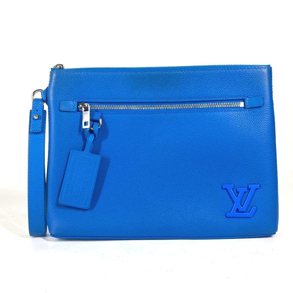 Louis Vuitton M82270 Aerogram Takeoff-Pouch Clutch (Initials "MH" on name tag)