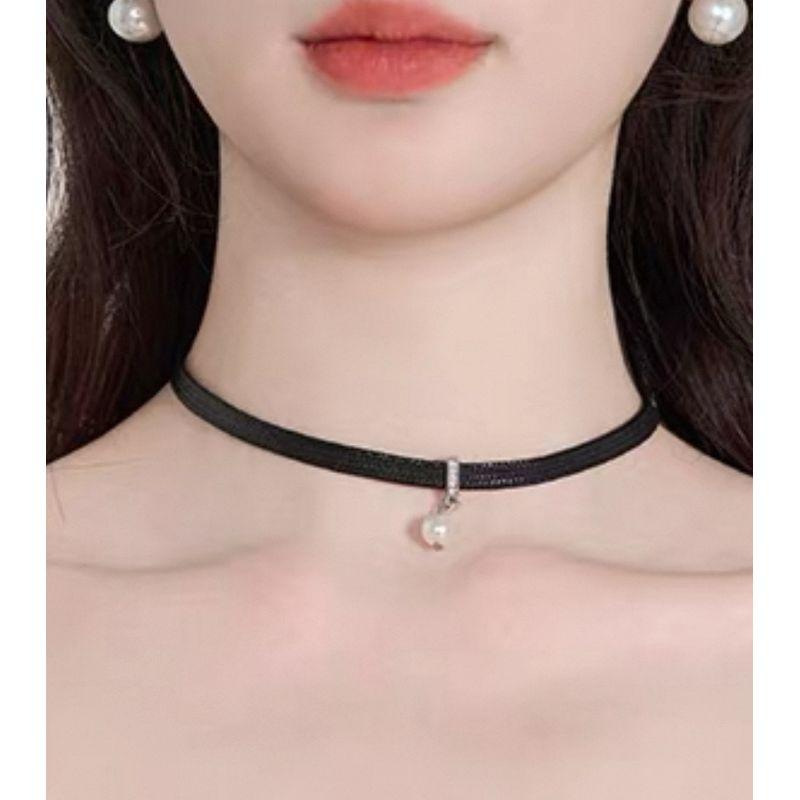 Black Lace Clavicle Chain Female Elegant Neck Accessories