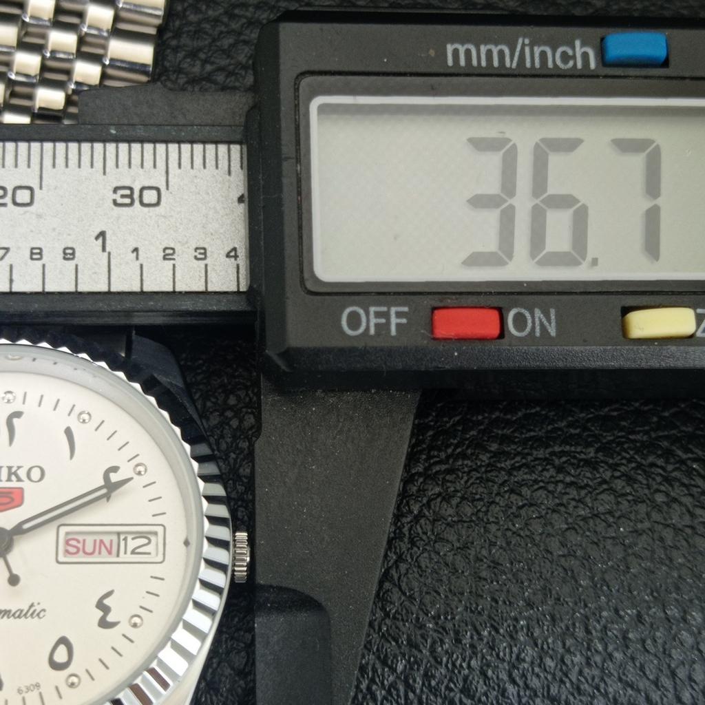 ЯПОНИЯ ВИНТАЖНЫЕ ВОССТАНОВЛЕННЫЕ МУЖСКИЕ АВТОМАТИЧЕСКИЕ ЧАСЫ SEIKO 5 6309A БЕЛЫЕ a442496-1