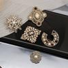 British Vintage Baroque Court Brooch Medieval Men'S And Women'S Suit Micro Diamond Pearl Flower Brooch Coat Accessories