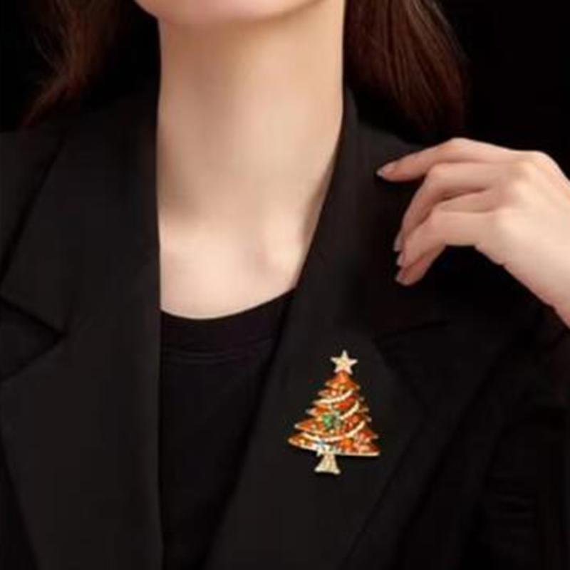 1PC Christmas Brooch, Christmas Tree Drip Oil Brooch Autumn and Winter Sweater Accessories Christmas Clothing Accessories