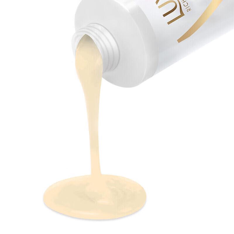 Lux Anti-Dandruff Hydrating Shampoo