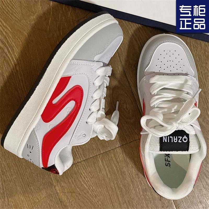 Анимационная история ретро повседневная универсальная студенческая обувь 2025 года ранняя весна новые маленькие белые туфли дофаминовый хлеб низкие туфли для доски