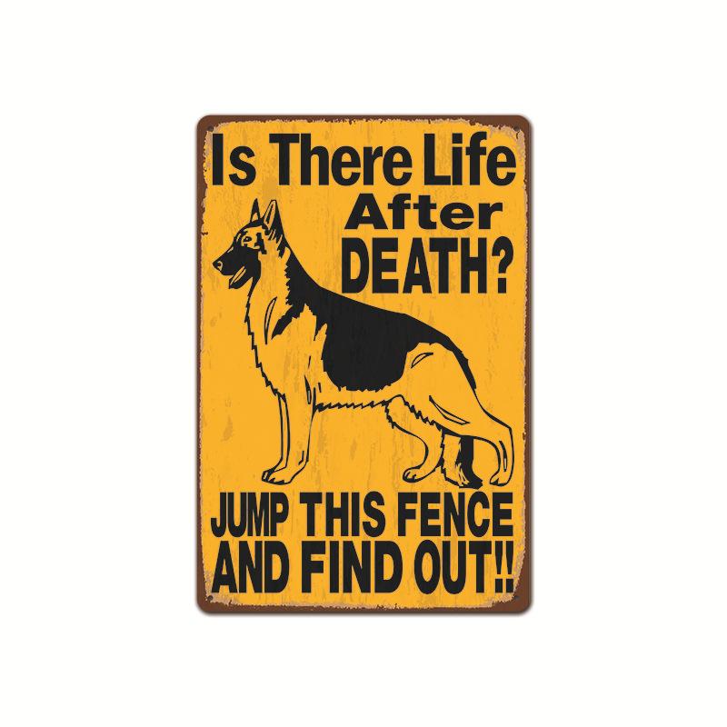 Vintage Tin Art of Courtyard Dog: Garden No - Entry Warning Sign for Home Decoration