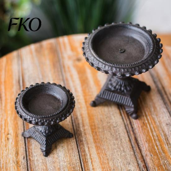 Outdoor Tealight Candle Holder Heavy Duty Cast Iron Holder, Retro Candlestick Holders, Handcrafted Pillar Metal Stand for Dinner Home Garden Tabletop