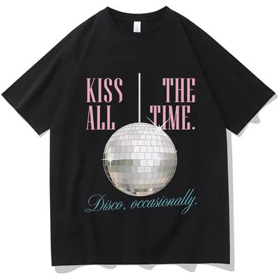 Новая летняя футболка с графическим принтом 'Kiss All The Time Disco Occasionally' Подарок для фанатов Мерч Футболка Унисекс Повседневная Хлопок Свободная Короткий рукав