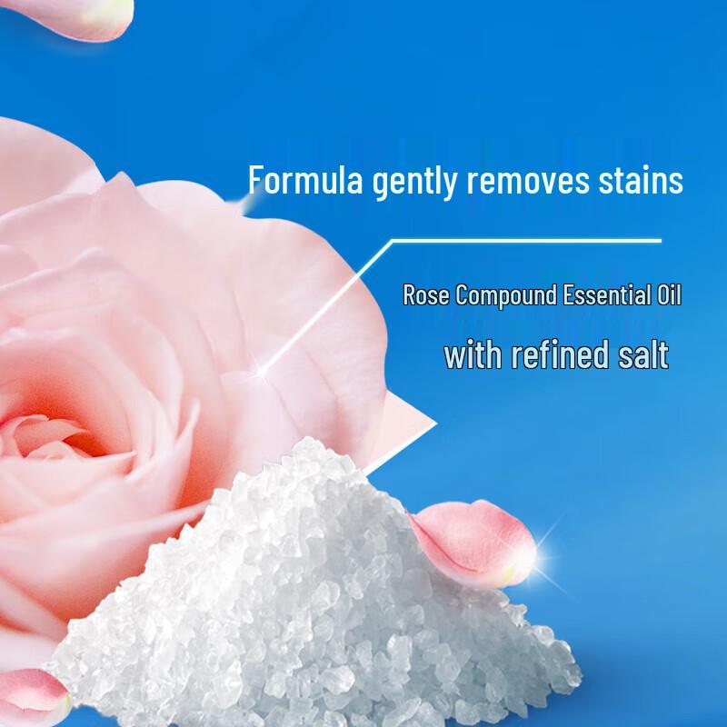 Crest 3D White Baking Soda & Micro-Charcoal Toothpaste Duo