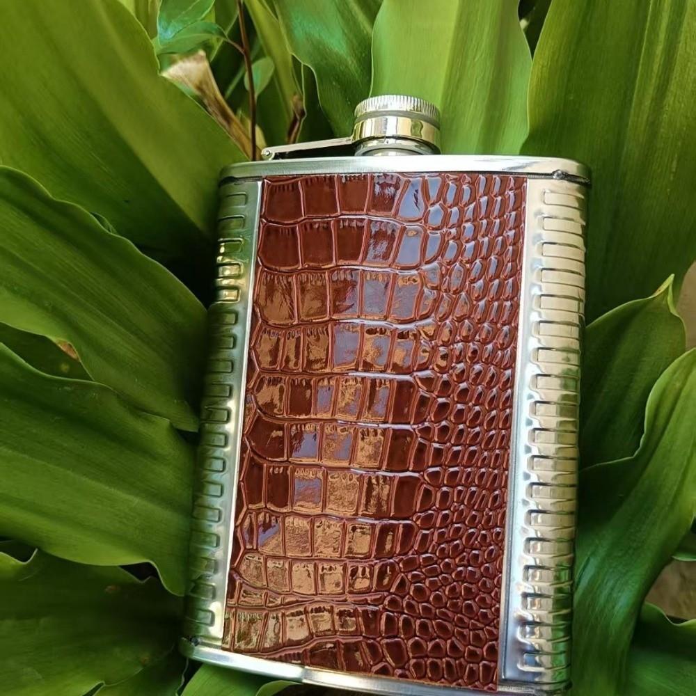 Portable 8oz Hip Flask Leather Covered Leakproof Drinking Water Bottle Mini Stainless Steel Wine Pot Outdoor