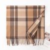 Scarf with A High-end Feel, Versatile, Thick, Autumn and Winter Check Pattern, Warm and Cozy, Soft To The Touch.