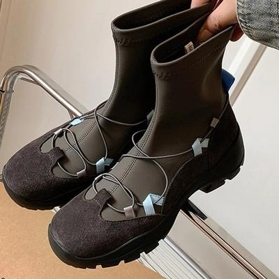 Женская обувь Короткие ботинки на небольшой толстой подошве, увеличивающие рост, в спортивном стиле. Удобные повседневные эластичные ботинки. Ботинки-маффины Мартин.