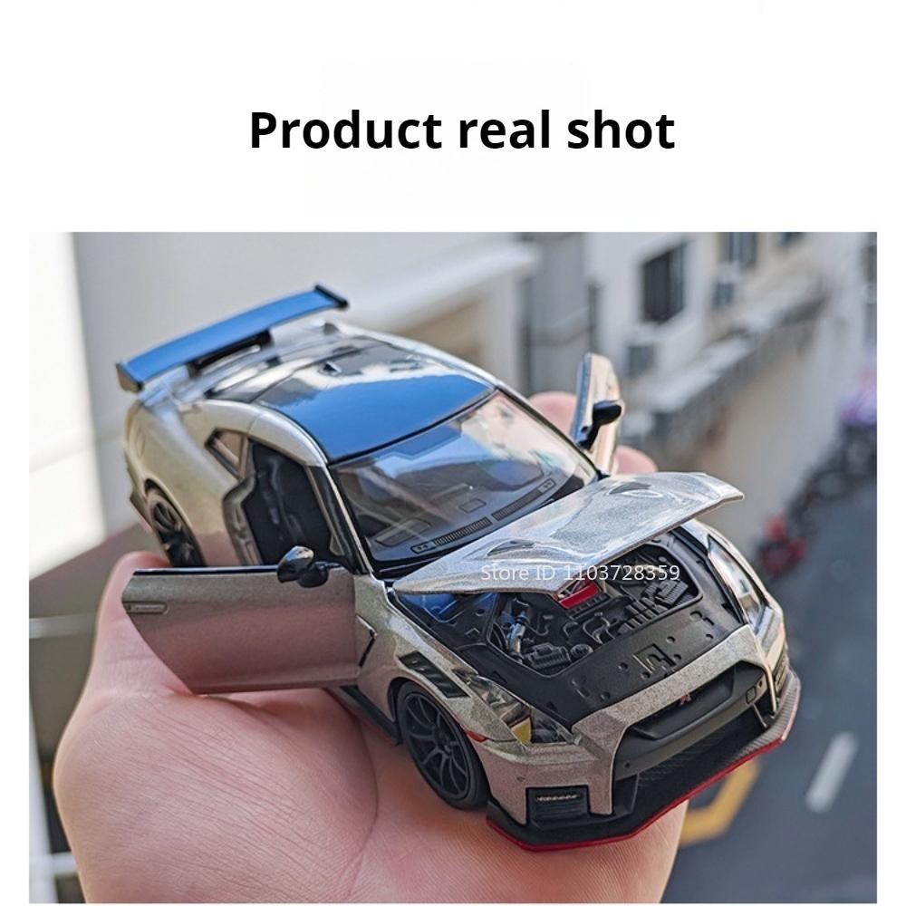 1:Масштаб 32 Модель Спортивного Автомобиля Nissan GT-R Nisom Игрушка Открывающийся Капот Металлический Литой Музыка Свет Модели Транспортных Средств Игрушки Изысканные Подарки