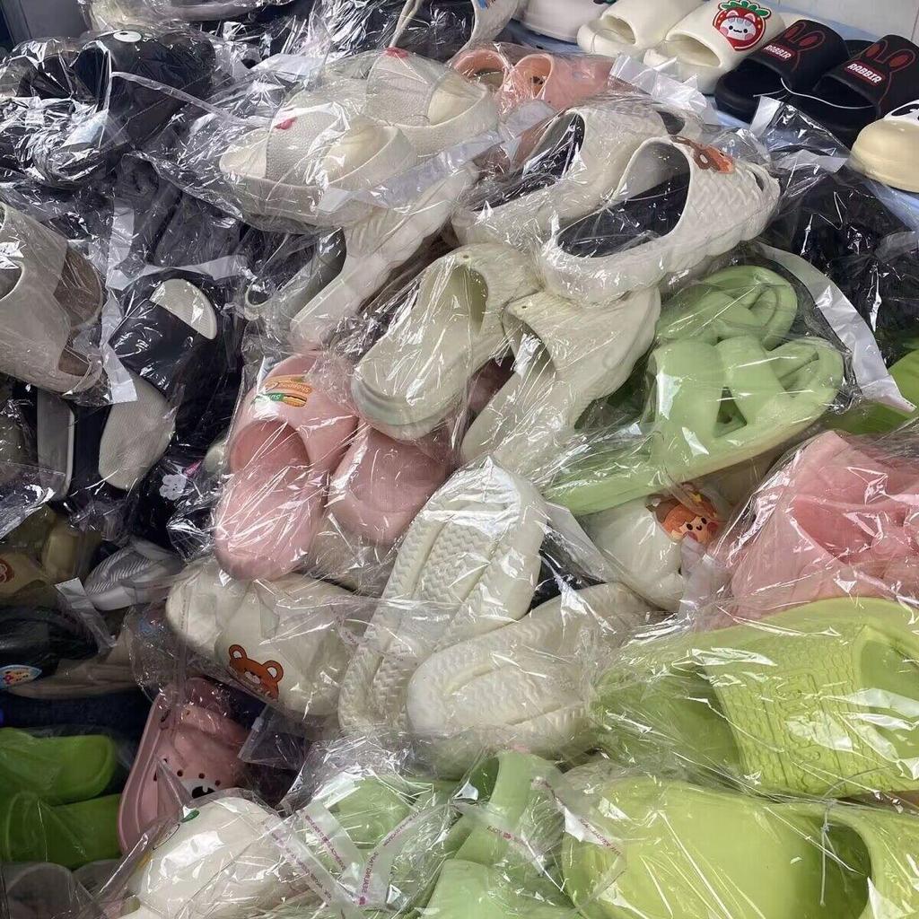 Женские водонепроницаемые сандалии на платформе: Универсальные шлепанцы на толстой подошве и массивном каблуке, летний стиль 2024 года.