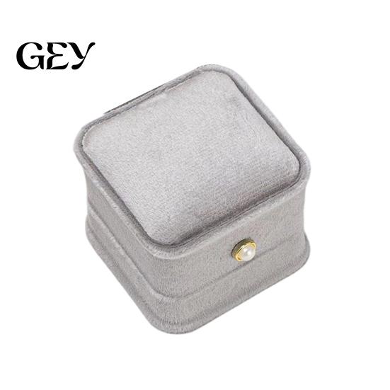 Luxurious Jewelry Storage Box Velvet Box, with Shock-Proof Lining Hard Case, for Oxidation Protection Protects from And Scratches Organizer