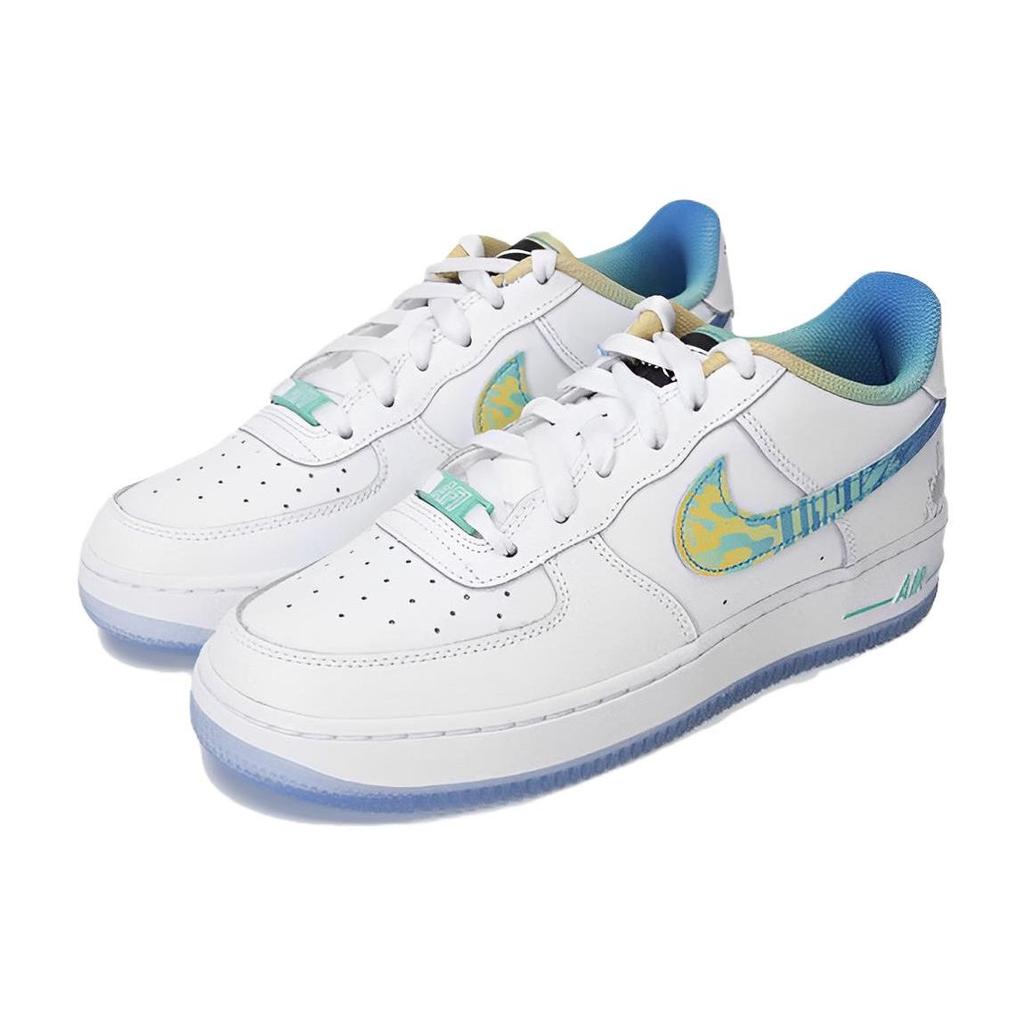 Nike Детские кроссовки Air Force 1 LV8 GS Unlock Your Space, белые, многоцветные Light-Menta FJ7691-191