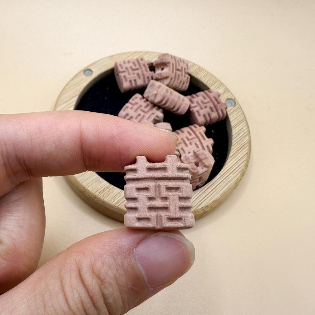 Кулон Руи из палисандра и агарового дерева с инкрустированными Пятью Сутрами - Сандаловое дерево, аксессуар для украшений Руи