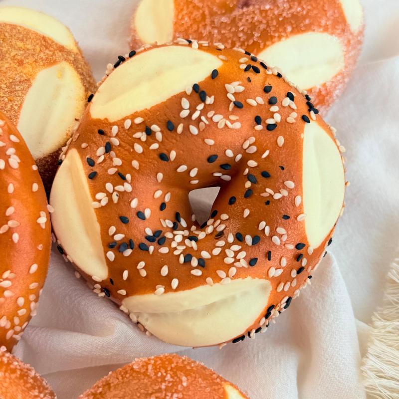 Simulation Pretzel Squishy Toys Slow Rising Rebound Squeeze Toy Anti Stress Relief Toys For Kids Adults Desktop Decor