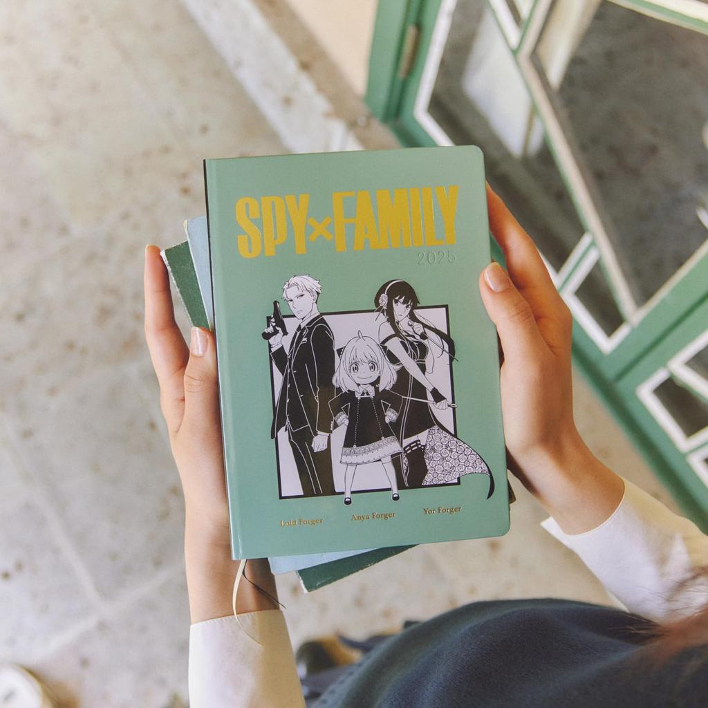 Hobonichi Techo 2025 HON SPY×FAMILY/Forger Family ※Domestic Stamp [A5/1 page per day/January/Monday start]