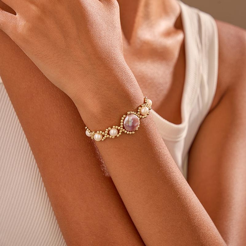 Vintage-Inspired Handmade 14K Gold-Filled AAAA Grade Coin Pearl Bracelet with Elegant Brass Details Lobster Clasp for Weddings