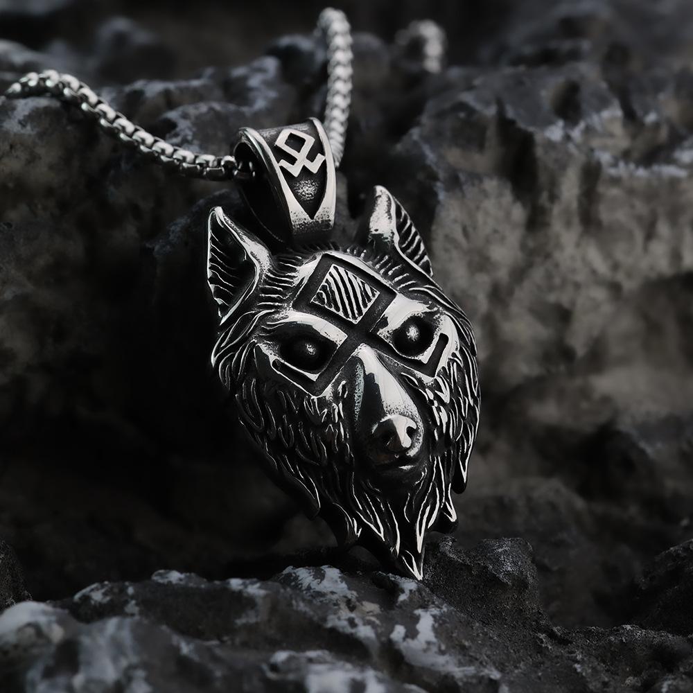 Nordic Retro Stainless Steel Men's Pendant, A Viking Symbol Wolf Head Necklace.