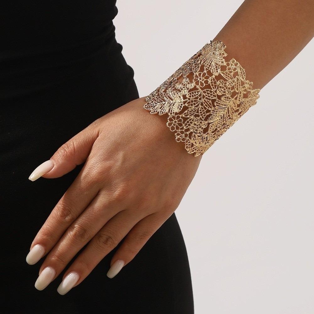 Alloy Hollow Out Bangle Elegant Wide Open Bangle Retro Exaggerated Bracelet for Women