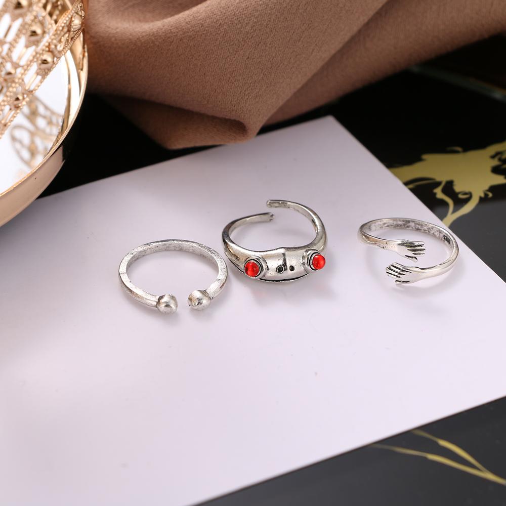 2024 Ретро кольцо с изображением лягушки, трехсекционное кольцо с холодным ветром, индивидуальное кольцо в стиле панк, модное нейтральное трендовое кольцо