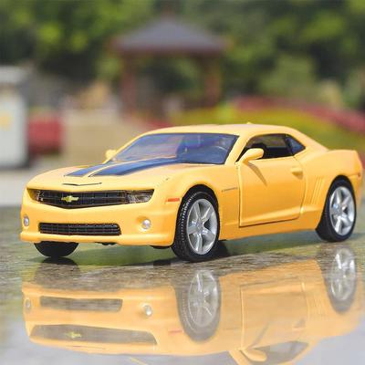 Chevrolet Camaro 2010 Симулятор Суперкара Литая и Игрушечная Машинка Машинка с Инерционным Механизмом и Открывающимися Дверцами RMZ city 1:36 Коллекционных Моделей из Сплава
