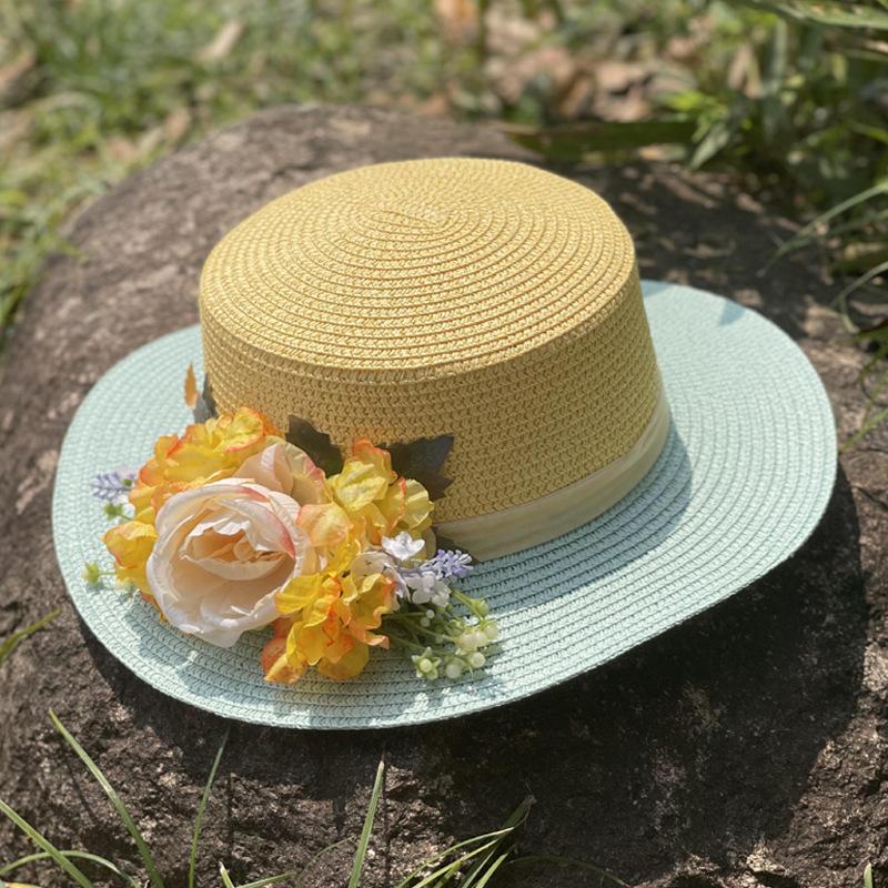 Flower flat top straw hat women's new summer outdoor travel sun hat seaside vacation beach hat