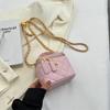 Hand Carry Retro Fashion Box Bag, Small Fragrant Wind Rhombus Small Square Bag, High-End Single Shoulder Women'S Bag