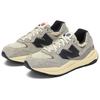 New Balance Кроссовки унисекс серо-бело-черные 57/40 M5740RG