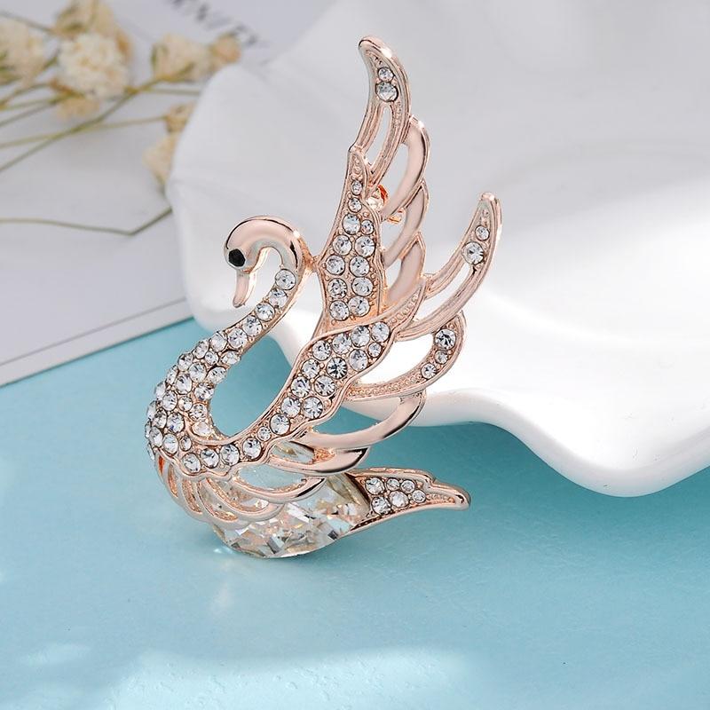 Blucome 3 цвета на выбор Броши-лебеди со стразами и кристаллами для женщин Элегантные булавки с животными Модная бижутерия 2023 KTJ