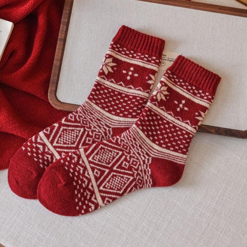 Новогодние красные носки, носки с узором «Фэр-Айл», осенне-зимние утолщенные шерстяные носки до середины икры, ромбовидные ретро