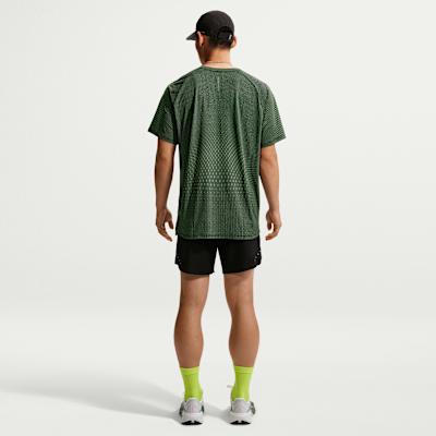Men's Nike Running T Shirts Men's Black/Light Green Crew Neck Moderate
