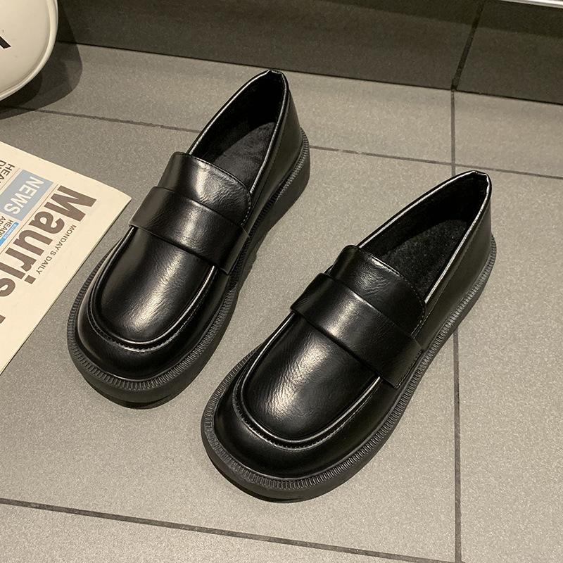 Ретро британский стиль универсальные черные туфли с круглым носком 2024 года на платформе маленькие кожаные туфли женские летние французские мокасины на толстом каблуке