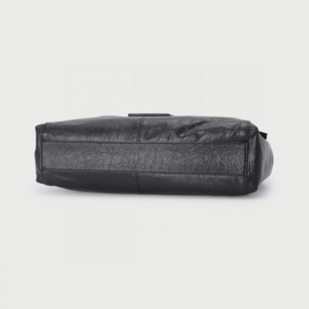 Goat Vintage Large Shoulder Bag Loose Lounge Ra2f3abg134kbk