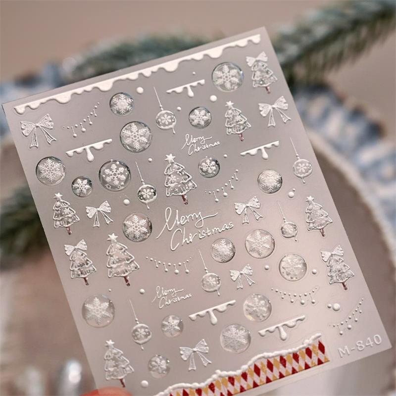 Очаровательные наклейки для ногтей с белым деревом на рождественскую тематику, с тисненым принтом снежинок и красными бантами для праздничных ногтей