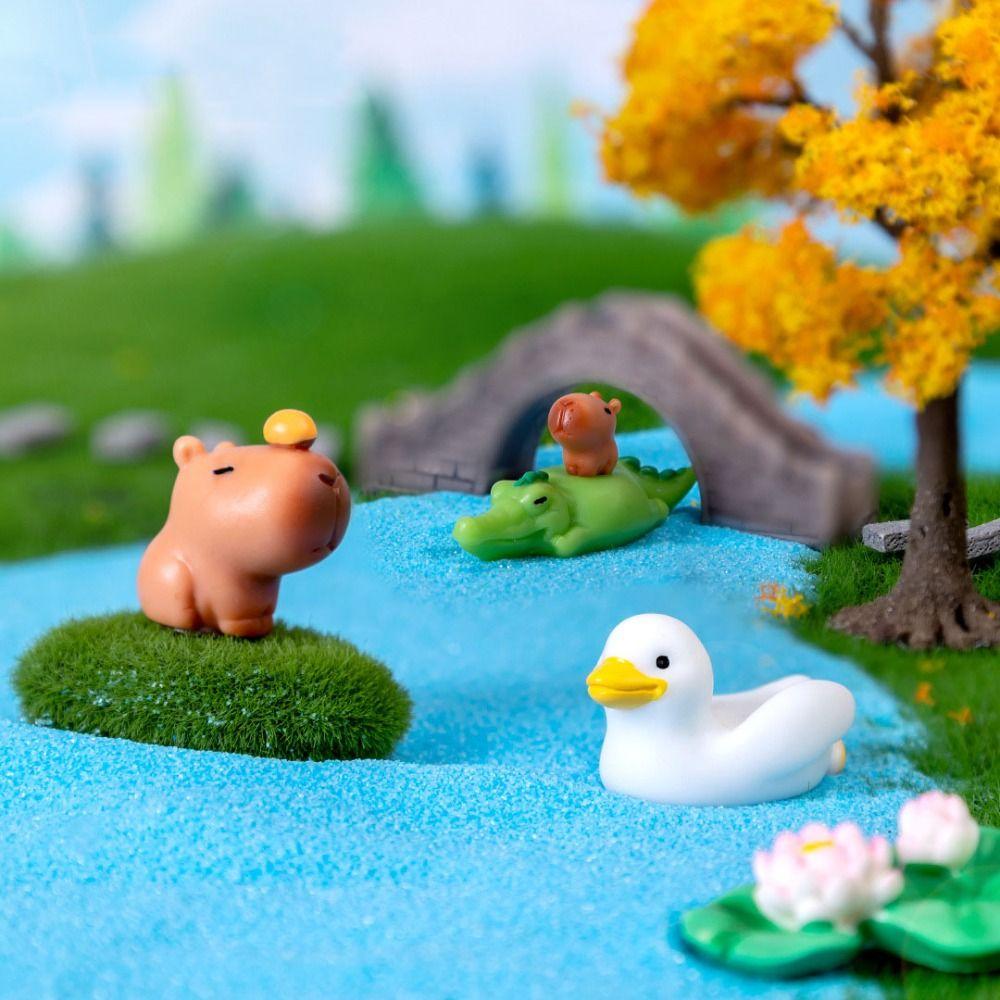 Resin Cartoon Capybara Statue DIY Mini Animals Figurine Party Festival