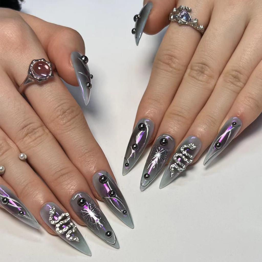 24 Pieces Dark Punk Style Wearing Nail Y2k Snake Pattern Point Diamond Manicure Super Long Pointed Nail Butterfly Pattern Fake Nail Piece