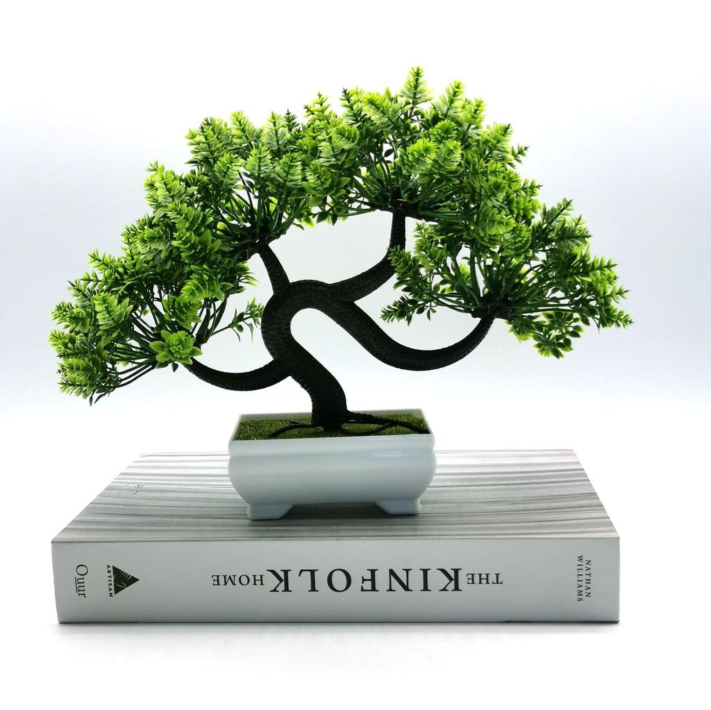 Hot Selling Artificial Flowers Bonsai Green Pot Guest-Greeting Pine Bonsai Simulation Potted Plant Ornament for Home Decor