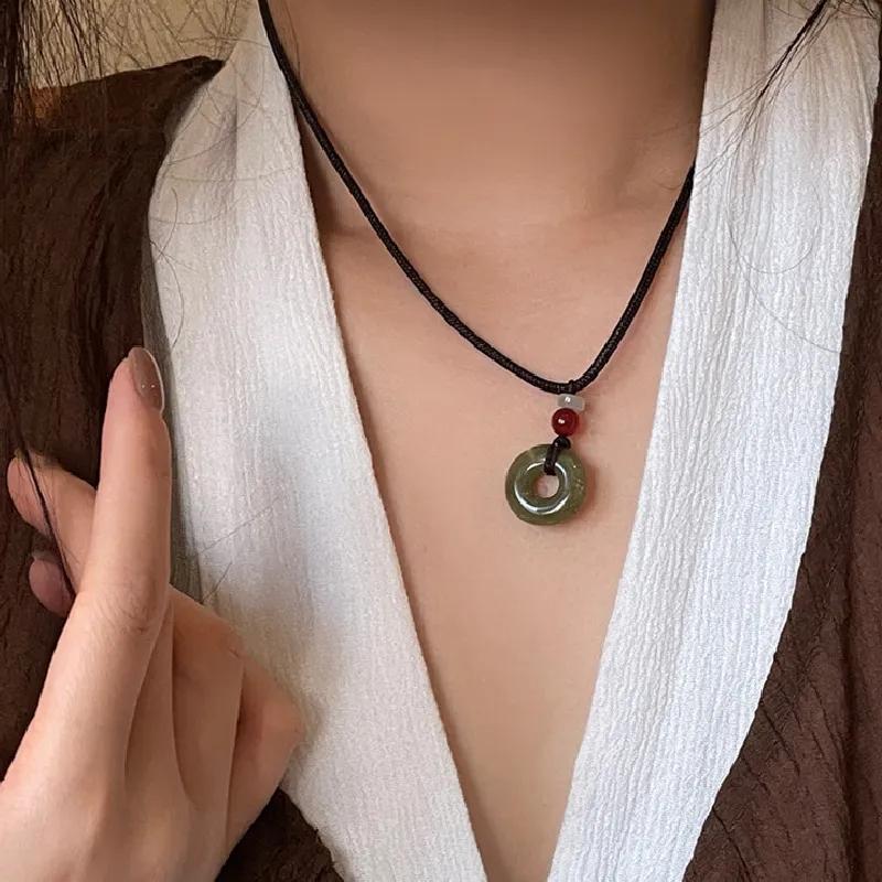 New Chinese Style Beaded Butterfly Necklace with a New High-end Design Niche Sweater Chain, Women's Summer Collarbone Chain