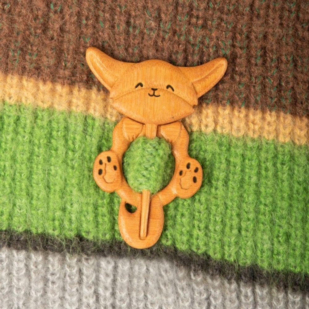 Puppy Animal Sweater Brooch Bear Cat Panda Pin Exquisite Wooden Brooch  Gift
