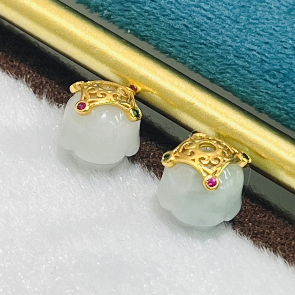 1 шт., Бусины из натурального камня с квадратными золотистыми акцентами, Бусины из белого жадеита, 1,1×1,1 см, для DIY аксессуаров для ожерелья, Изготовления ювелирных изделий, Уникальные рождественские подарки