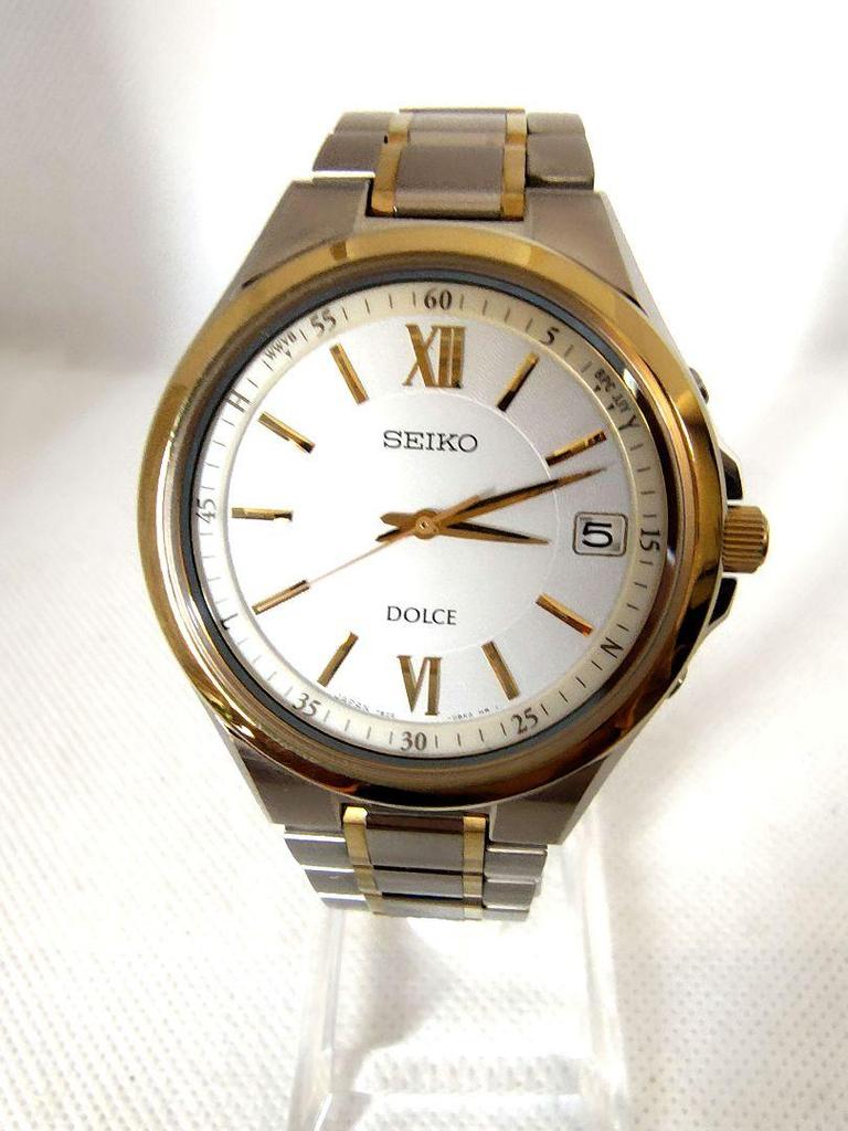 [USED] Radio-controlled solar watch, extremely rare, Seiko Dolce two-tone titanium