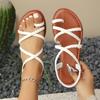 Fashion Women Beach Woven Hollow Sandals Flat Casual Clip Toe Sandals Summer 2025 New Fashion Walking Shoes for Women Sandalias De Mujer