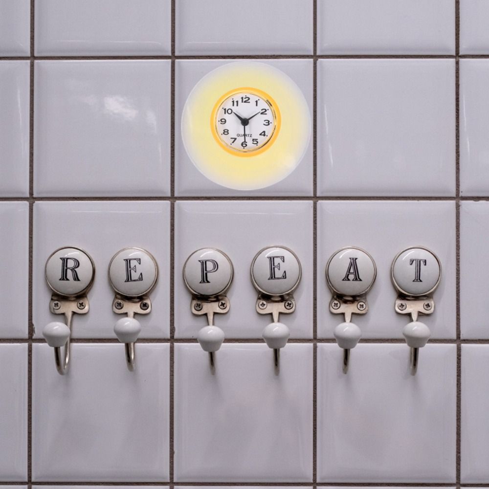 Waterproof Bathroom Suction Cup Clock Anti-Fog Mirror Sucker Clock Shower Wall Clocks Living Room