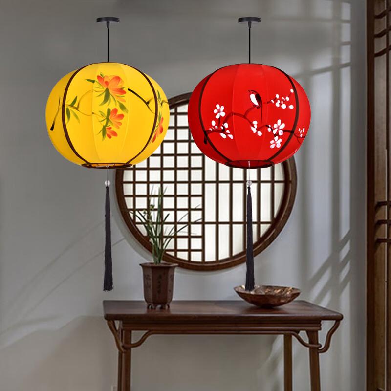 Lilang Classical Hand-painted Fabric Lantern Pendant Light
