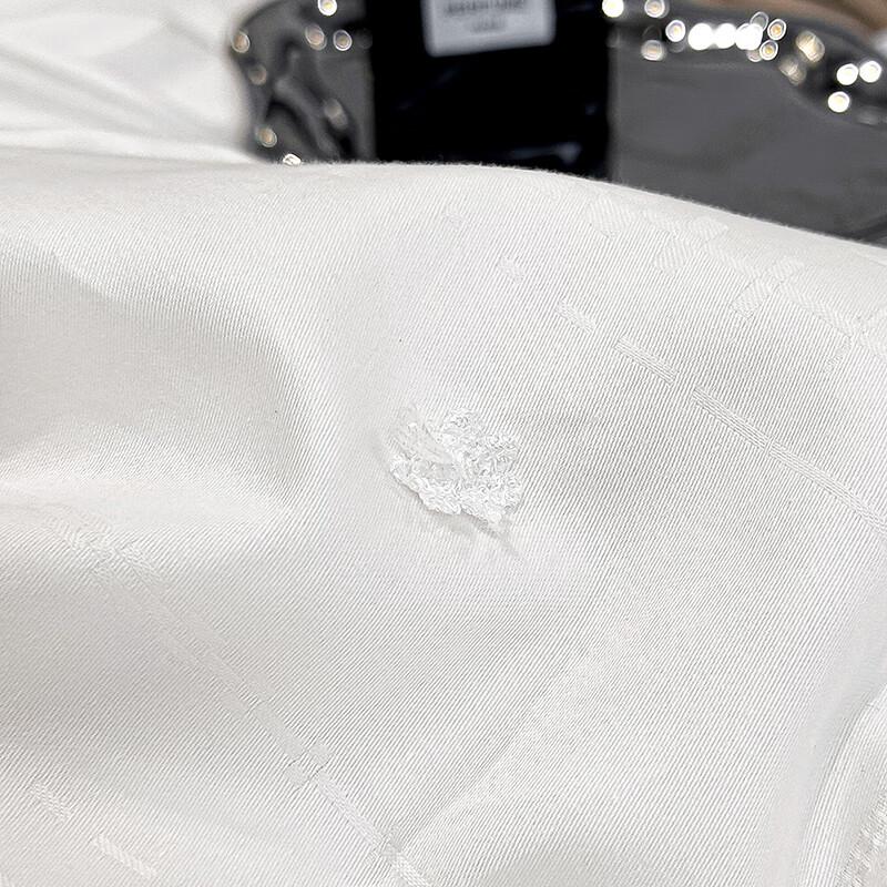 Ortega 001-020023 All-Season Polyester Quilt