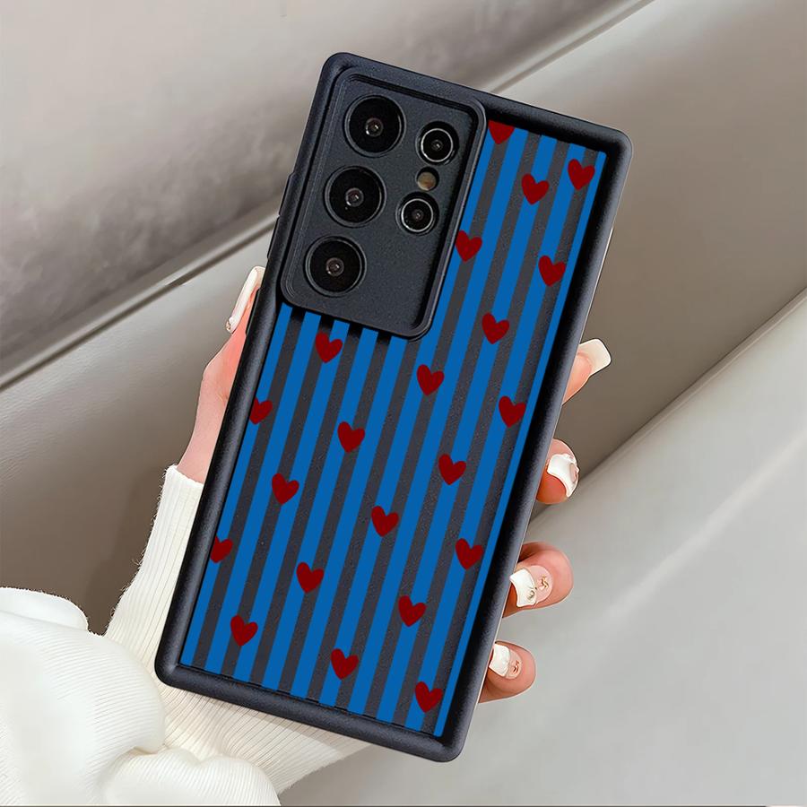 Чехол-бампер с полосками и сердцем для Samsung Galaxy S26 Ultra S20FE S25 S25 Edge S23 FE S24Ultra S22 S24 Plus S21