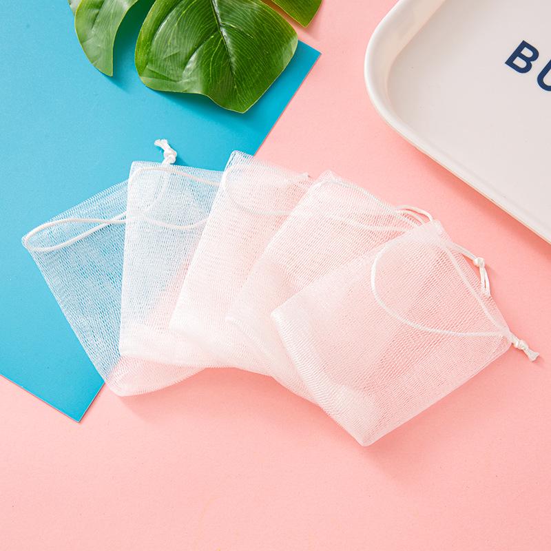 Вспенивающая сетка для умывания: Мешочек для хранения мыла ручной работы и мочалка для умывания.