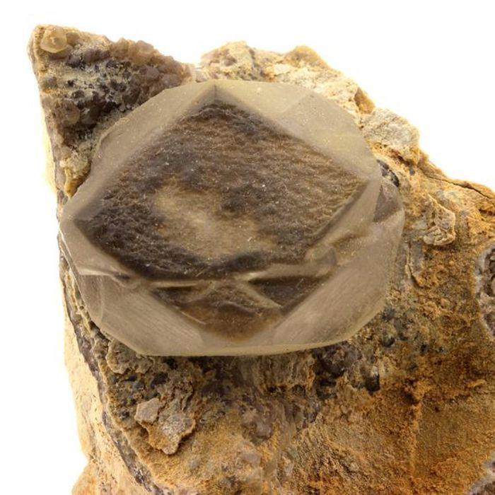 Pierres et Minéraux. Calcite. 683.0 ct. Lodève, Hérault, Occitanie, France.