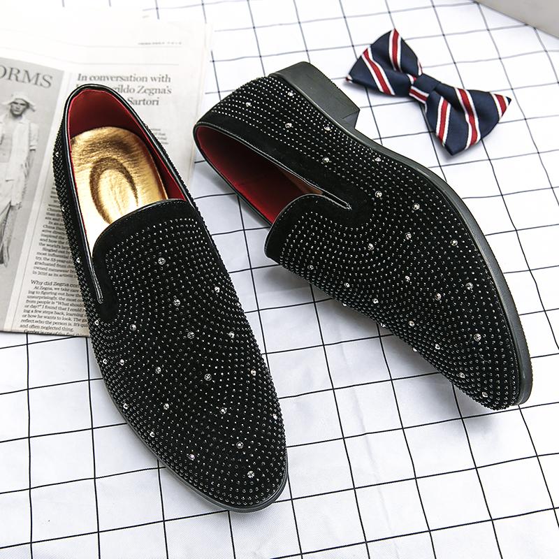 Fashion Black Rhinestone Men Loafers Gold Spiked Rivets Formal Men Casual Shoes Wedding Party Dress Shoes Men Flats Slip On Loafers
